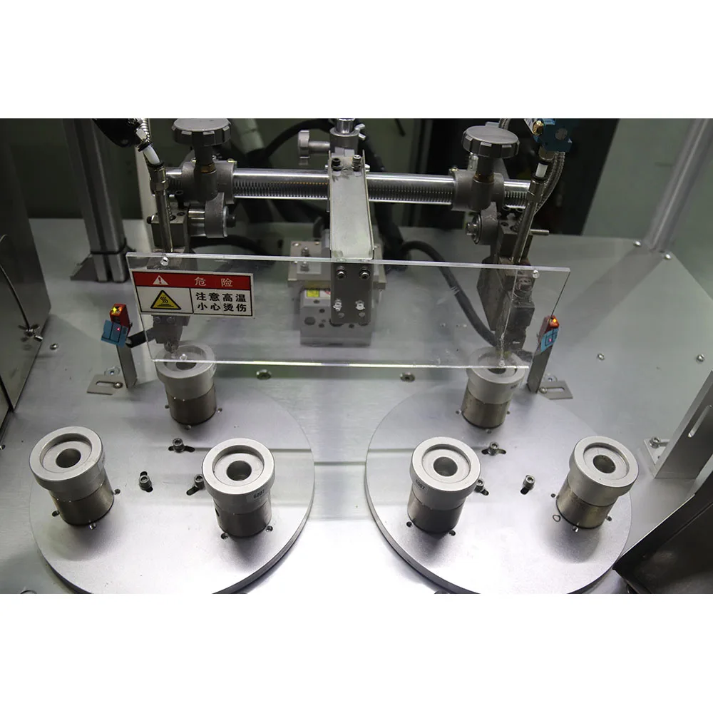 
Hot melt dispenser for carbon block 