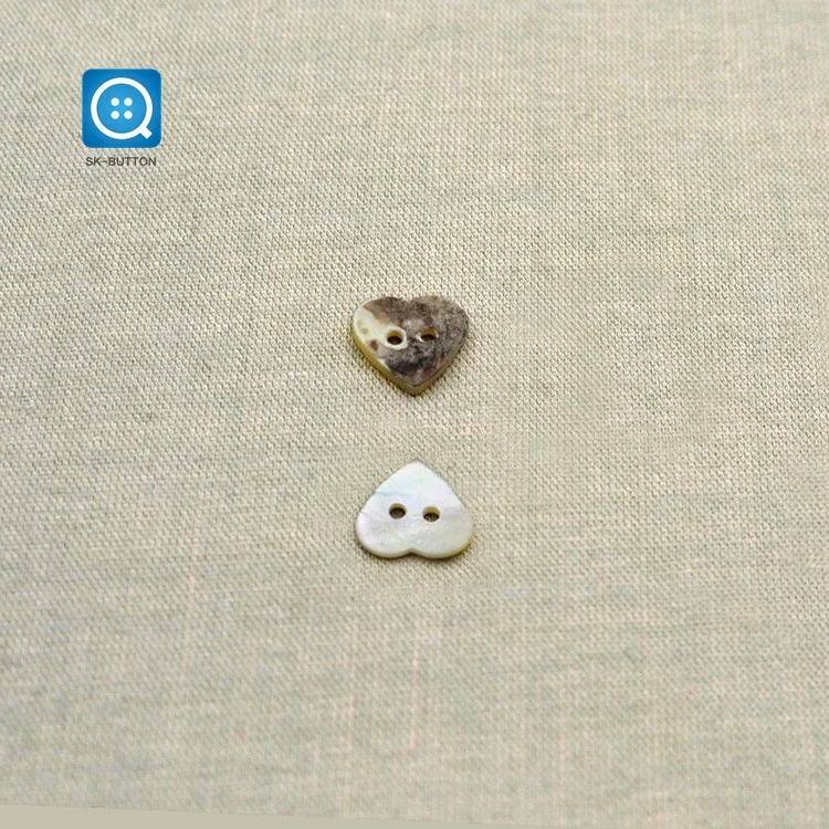 High Quality 2 Holes Japanese Heart-shape Mars Shell Button