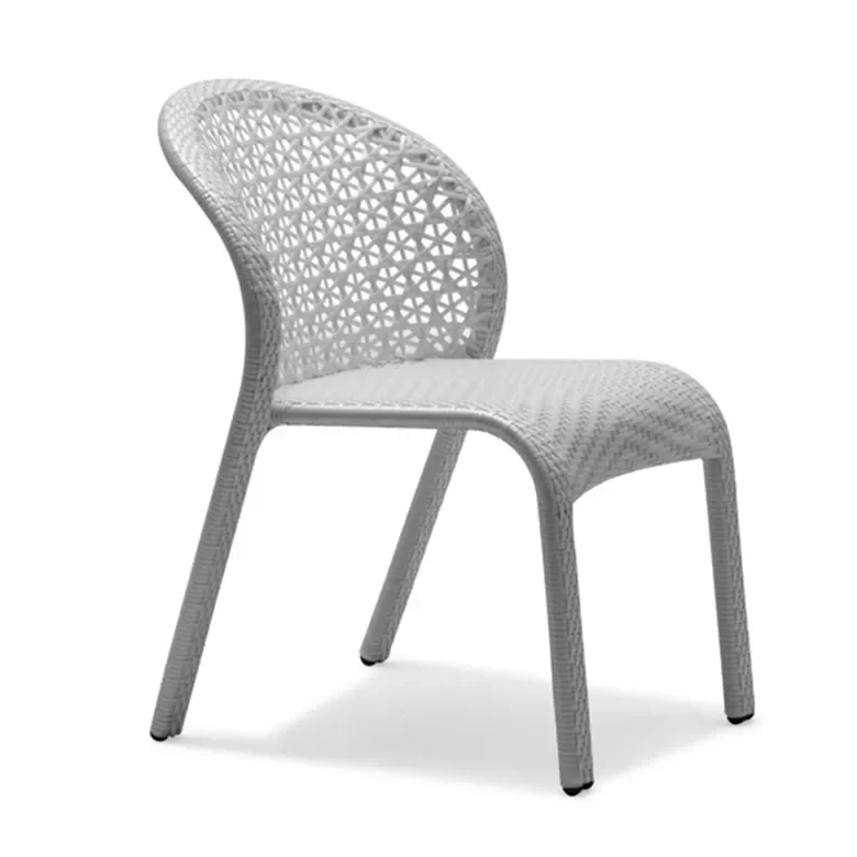 Hot sale weather resistant outdoor garden rattan luxury royal wedding dinning chair and table set