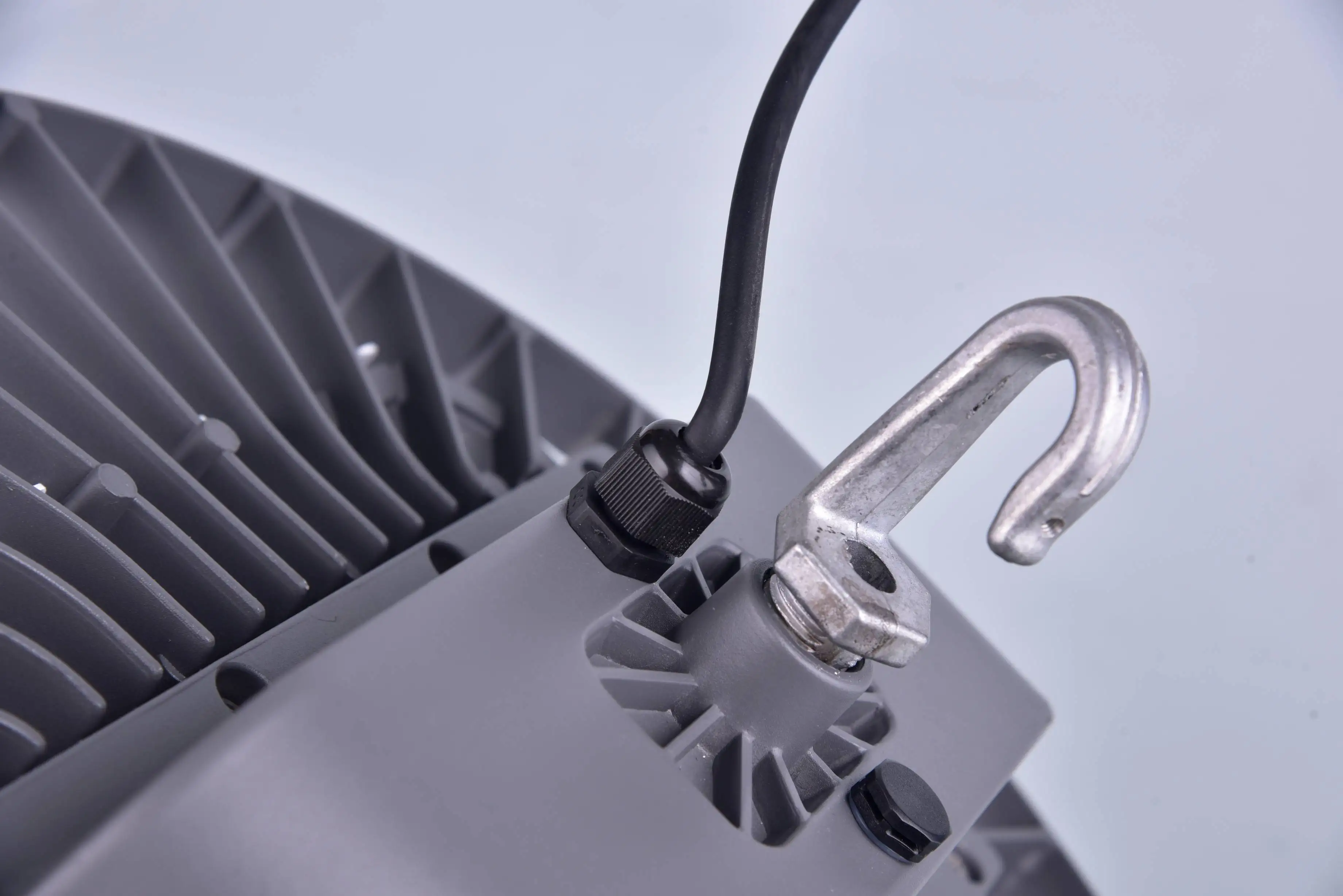 Wholesale Factory Price high quality cheap Outdoor Industry Aluminum Alloy UFO luminaire for industrial use