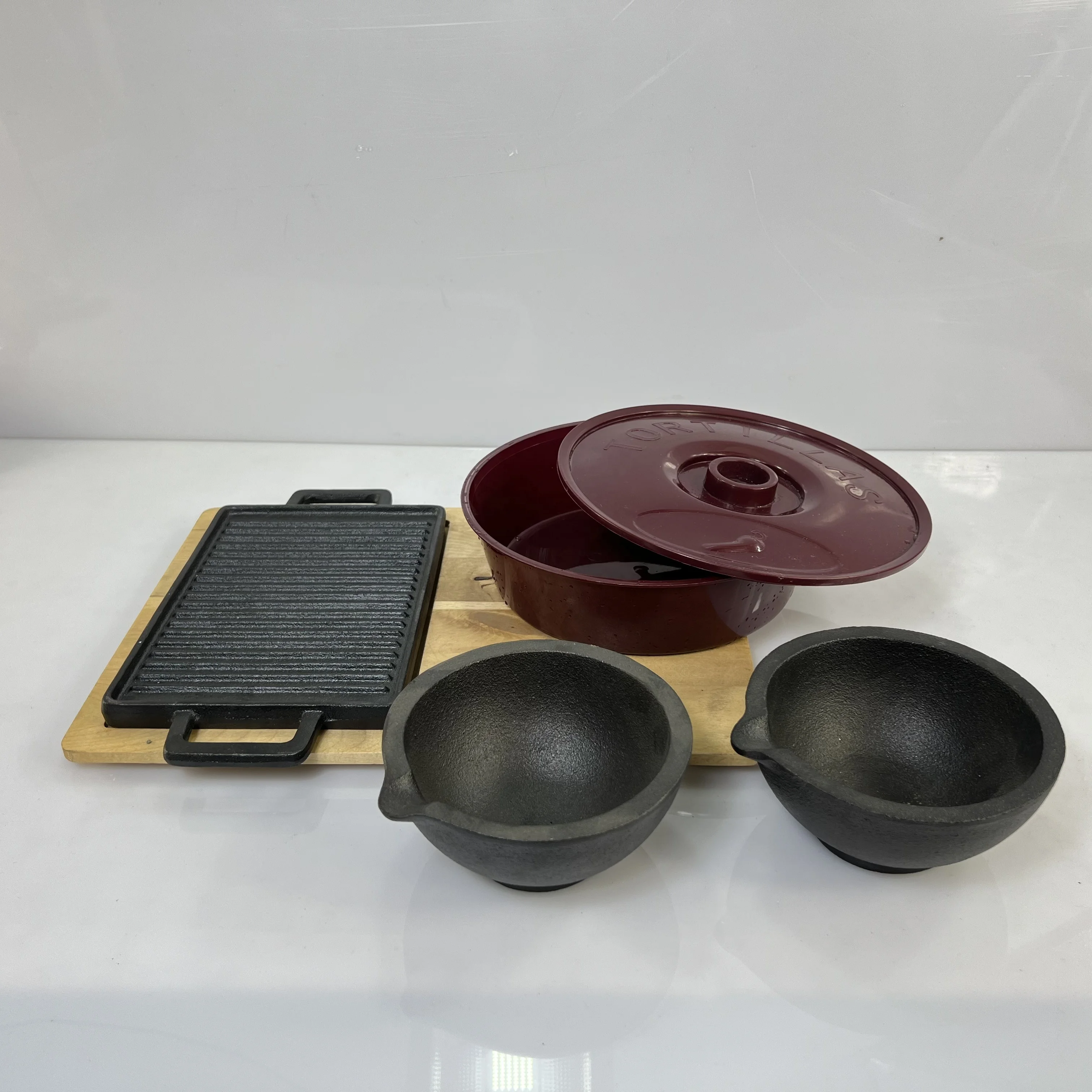 cast iron cookware set