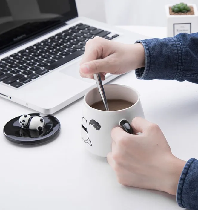 UCHOME  Creative ceramic cup Hand-painted panda cartoon cup with lid wholesale Custom logo mug