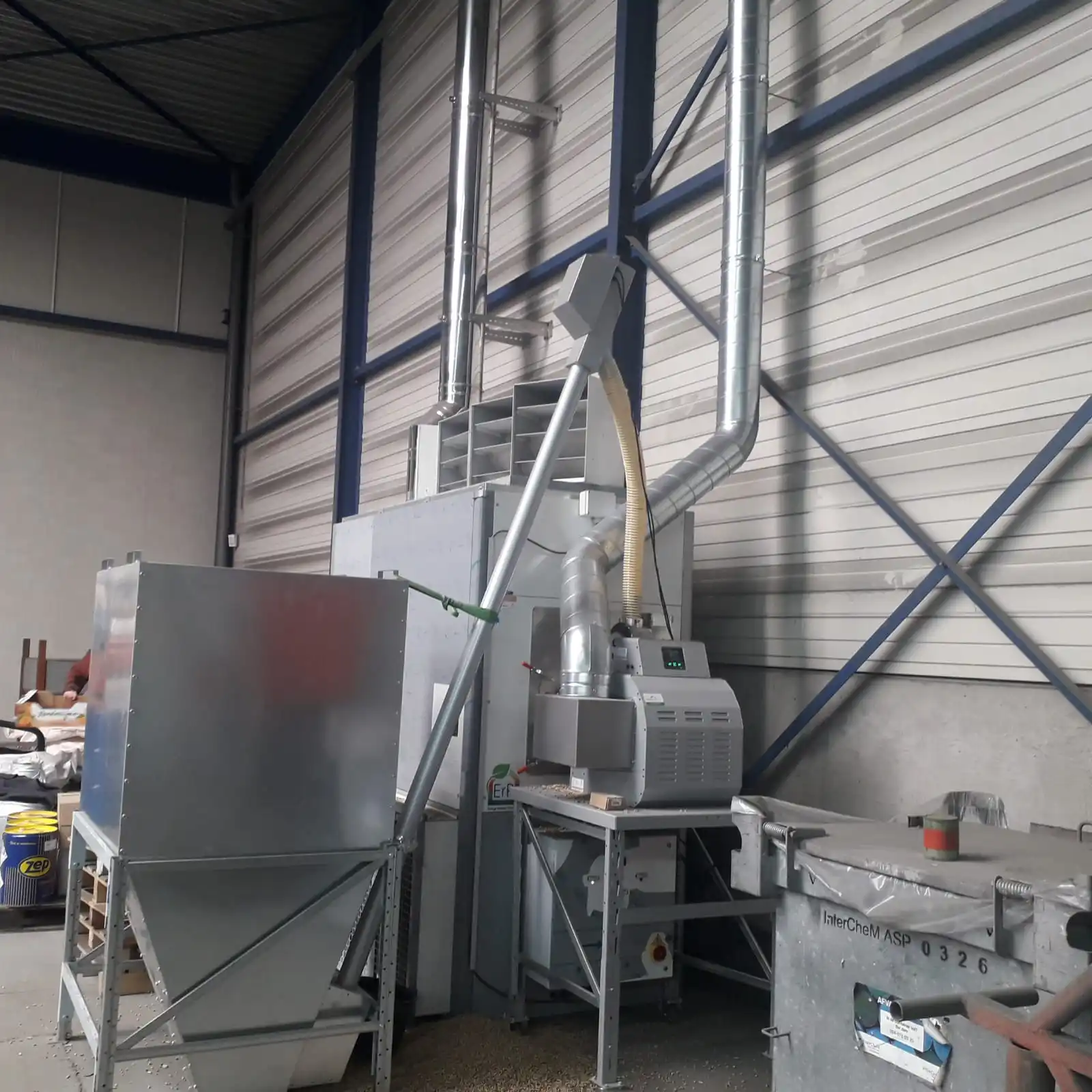 B-max Warm Air Heater 300 for heating of buildings green houses farms