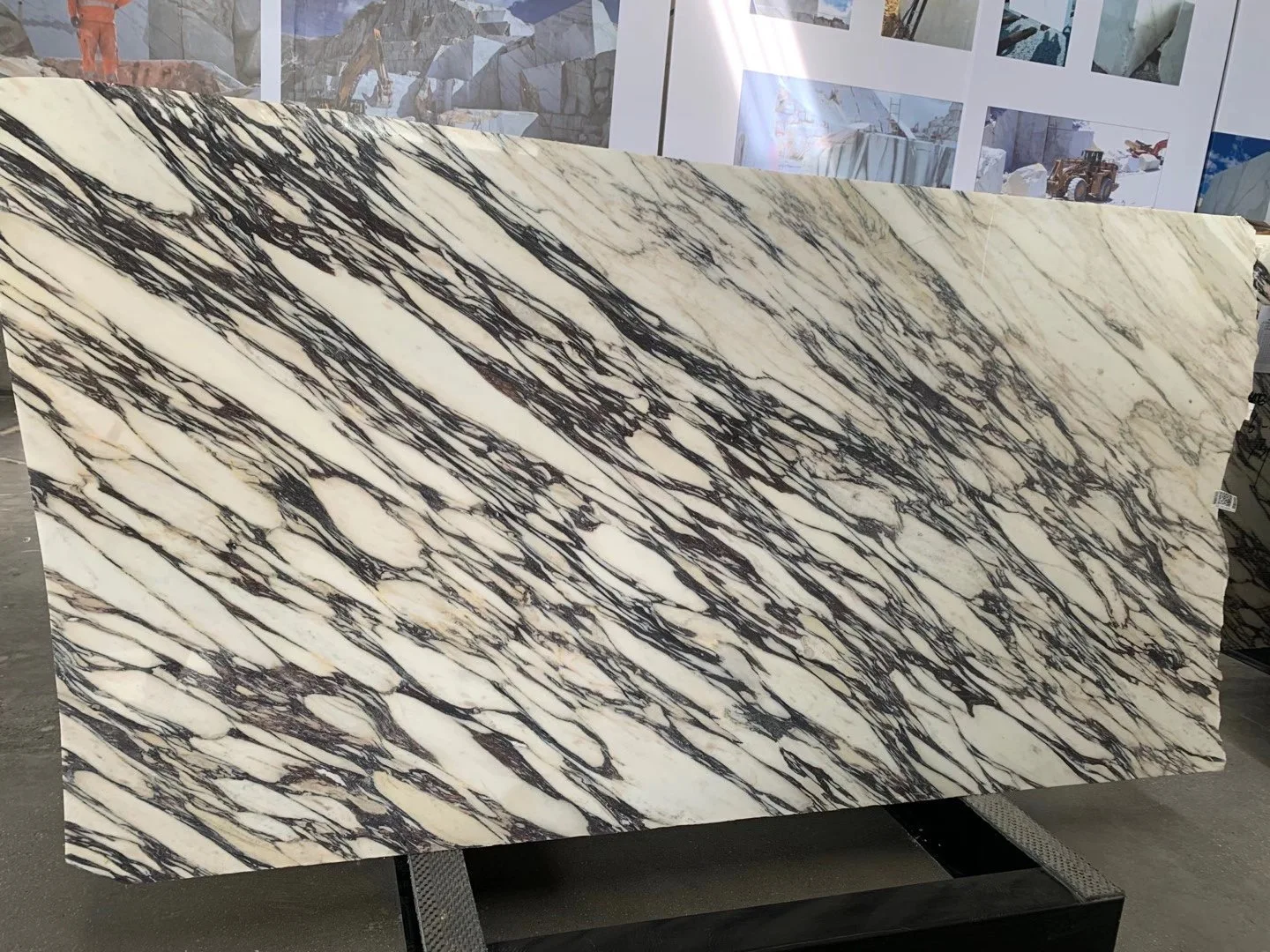 Best Quality Italy Calacatta Viola White Marble Purple Vein Slabs Price For Benchtop And Countertop