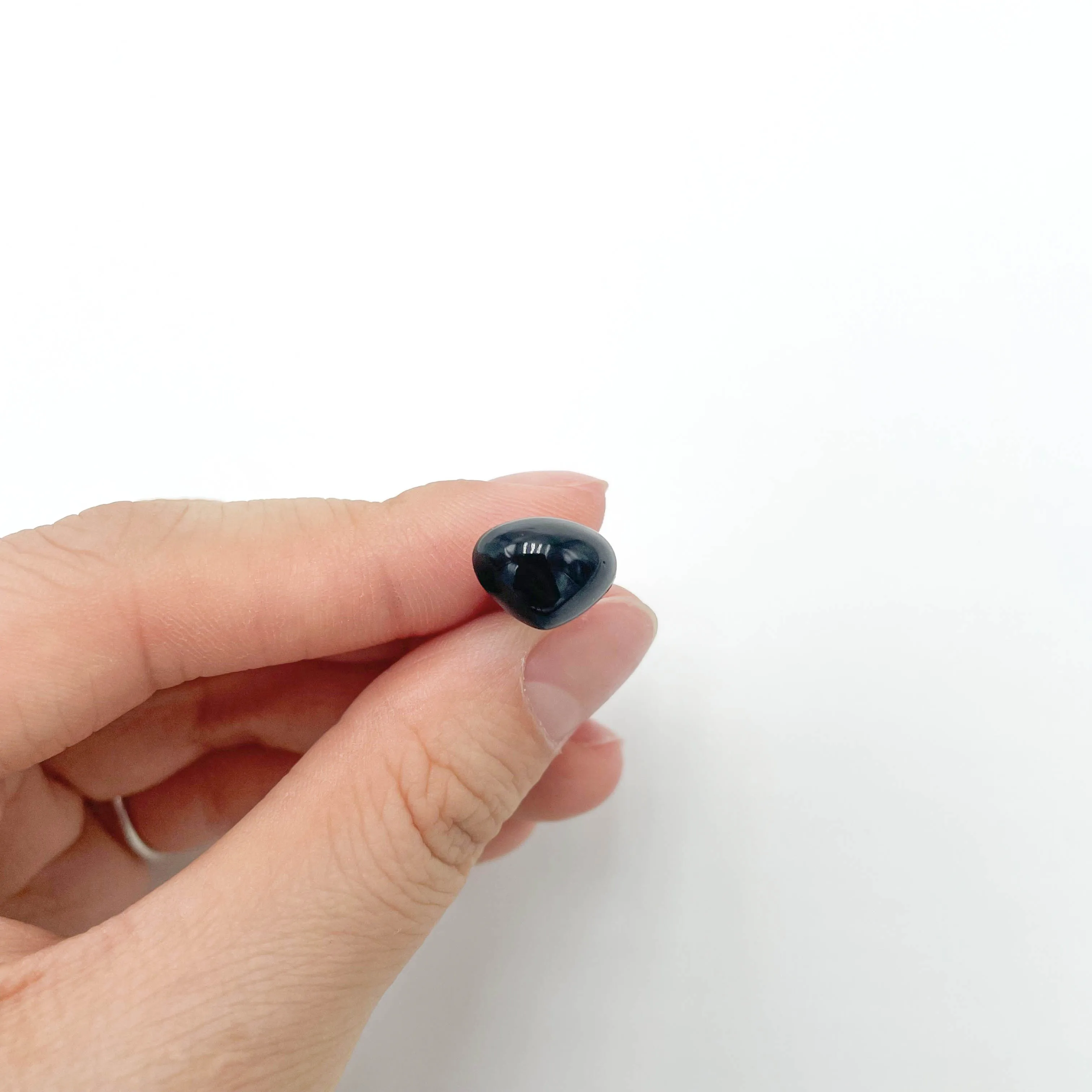 12*9mm Triangle Black Oval Plastic Safety crochet doll  Noses