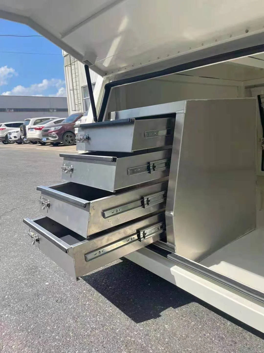 Изготовленный на заказ алюминиевый ящик для инструментов ящики вставки навеса и хранения грузовика водонепроницаемый металлический