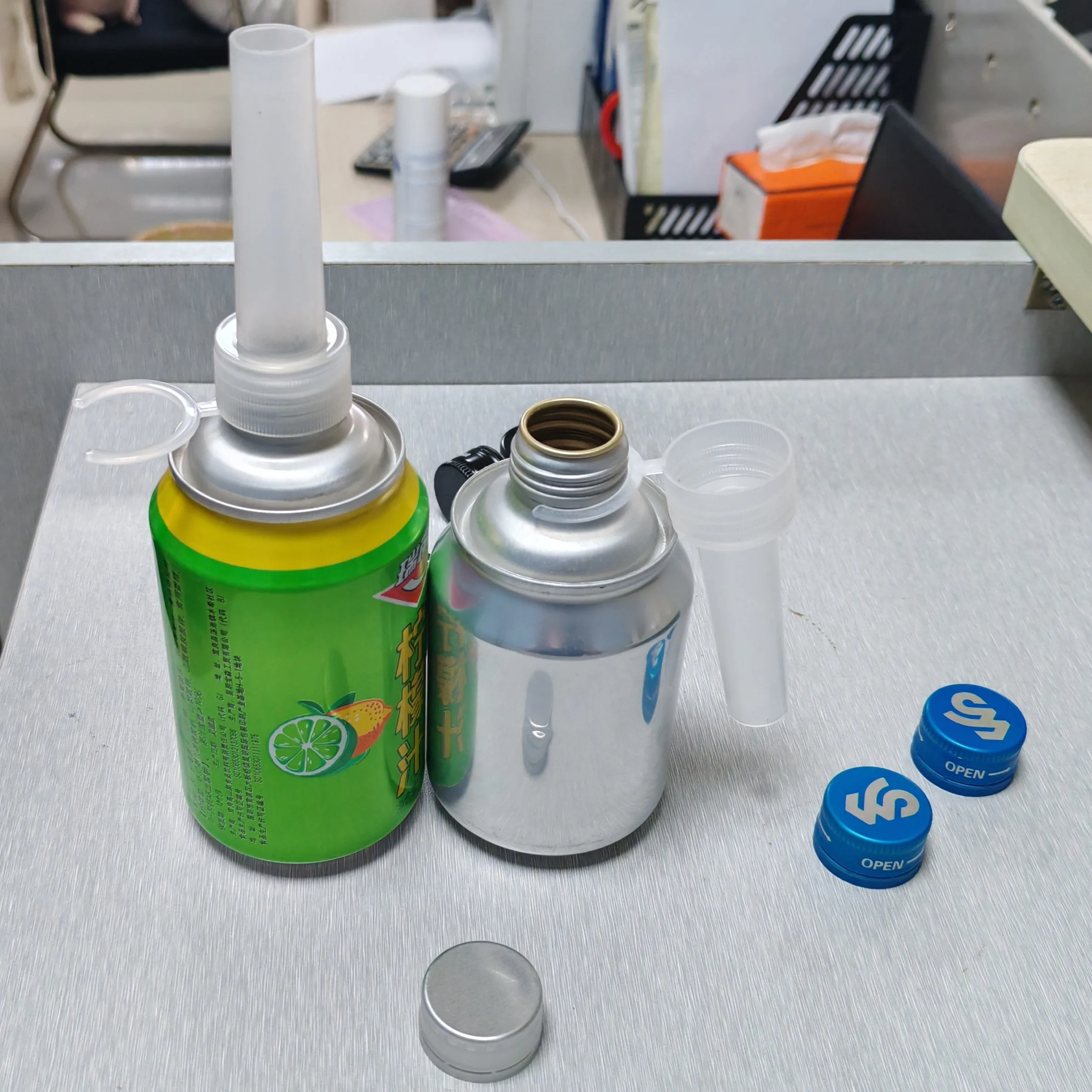 Thin Walled Empty Aluminum Cans Bottles Custom Design 250ml 330ml 500ml With Plastic Tube For Car Fuel Additives