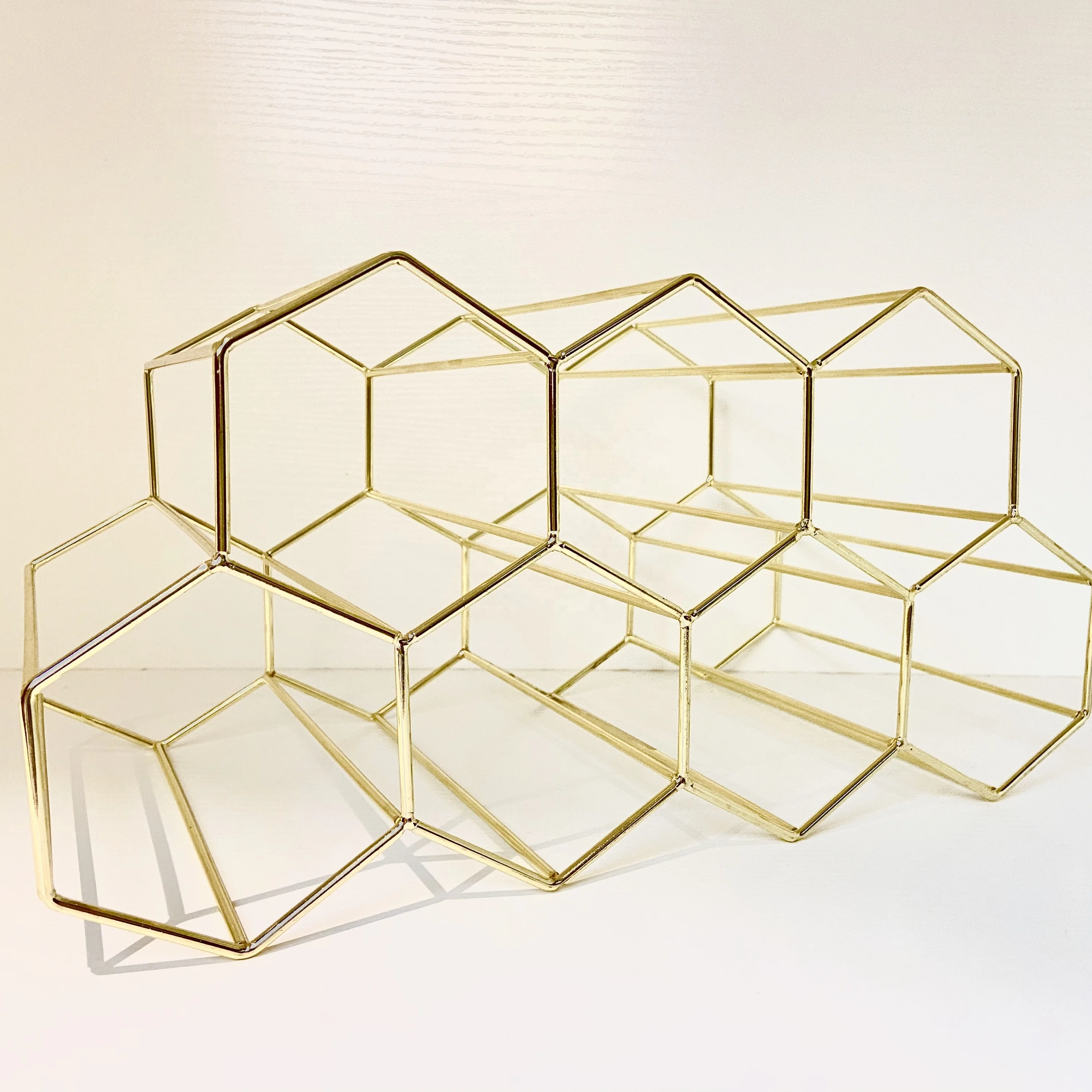550-10C Home Decor  Honeycomb Shape Metal Gold 7 Bottles Wine Rack Holder Stackable Free Standing