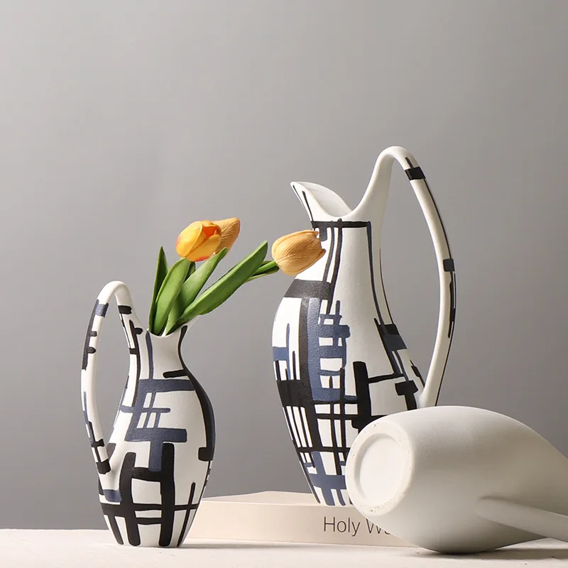 Modern simple hand-painted abstract pattern ceramic vase model room living room creative single ear flower vase ornaments