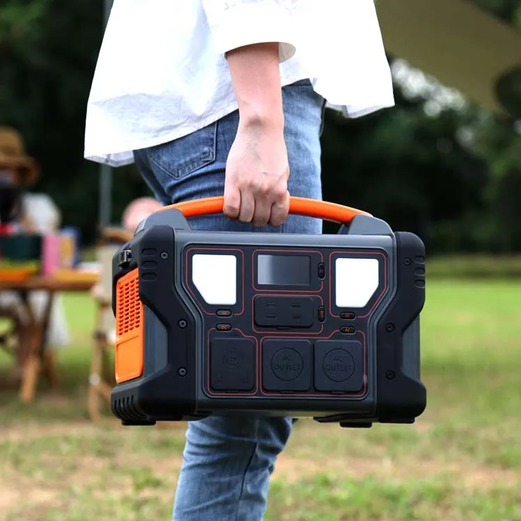 Hot selling solar power bank with mono solar panels wholesale portable Solar outdoor battery for camping solar system