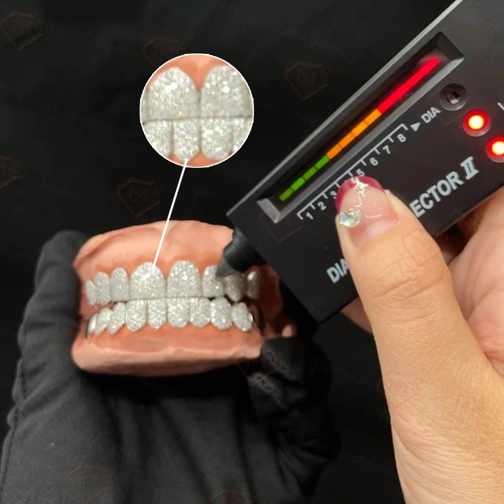 Хип-хоп Grillz алмазные зубы 8 верхних нижних красных синих черных желтых камней 925 серебряных покрытий циркон на заказ