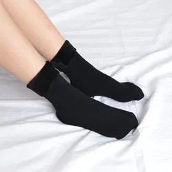 Custom Adult Women Men Warm Black Skin Seamless Solid Thermal Cashmere Snow Velvet Boots Home Floor Sleep Plush Winter Socks