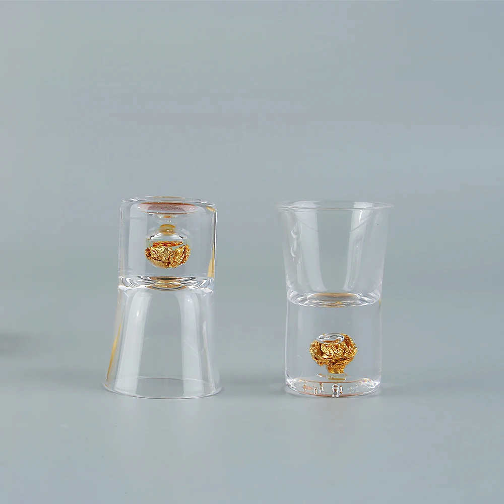 Оптовая Продажа с фабрики набор роскошных подарочных коробок сублимационные золотые фольгированные толстые бокалы для вина и рюмки