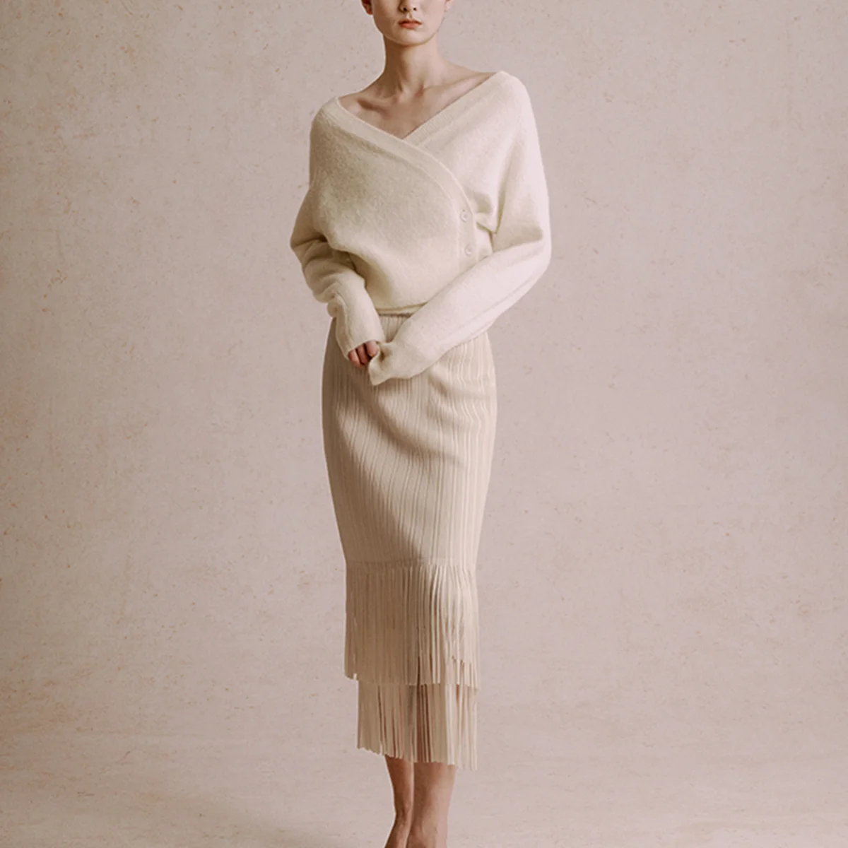 Guoou Wool Knitted Sweater Long Sleeve Crop Top Mohair Knitted Pullover Mohair Sweater