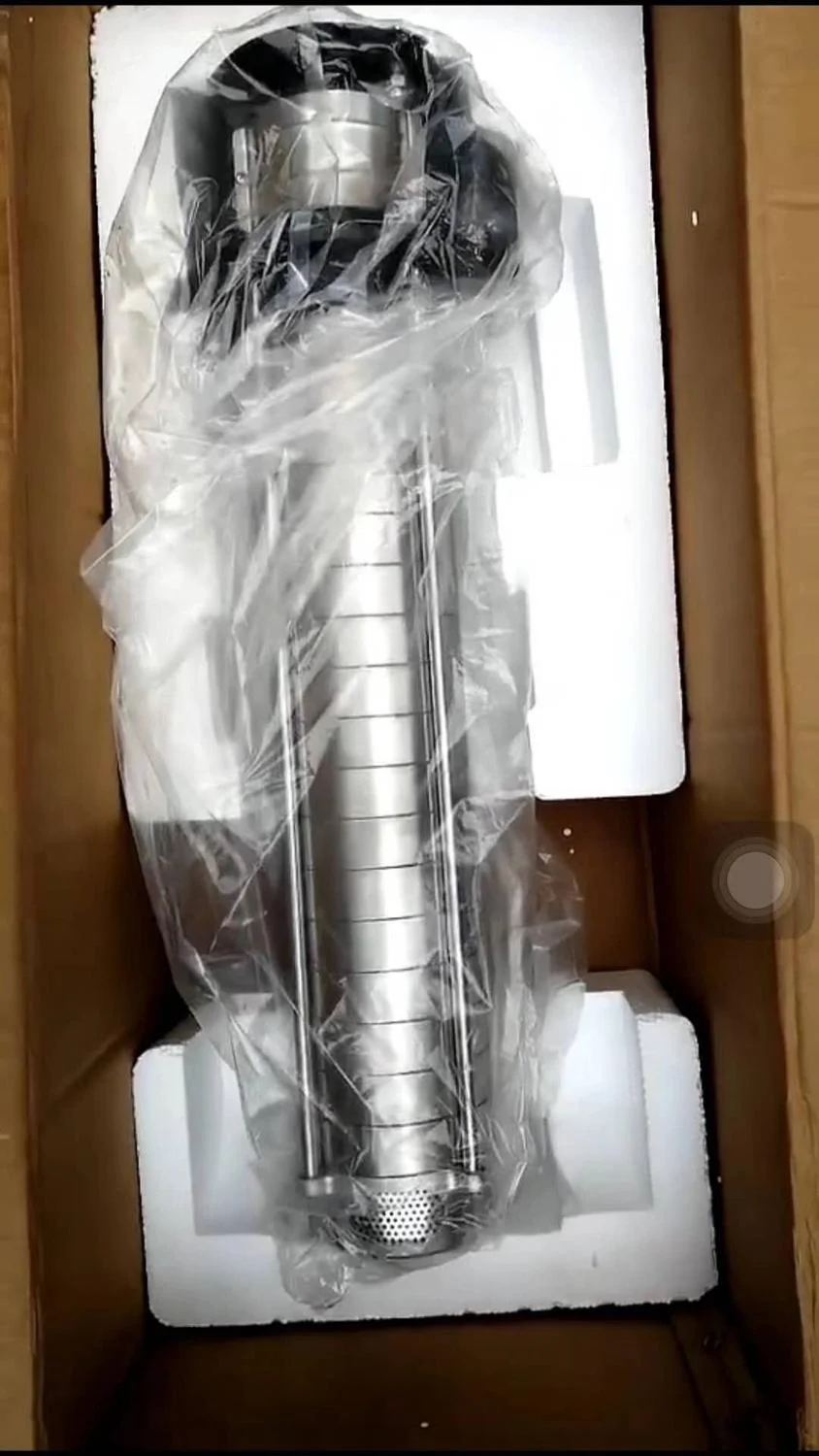 Б/у строительная техника водяной насос Schwing 10011294 Hypro 7560C серия 7560 бетономешалка