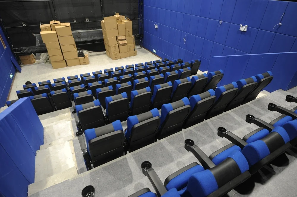 Cheap Plastic movie cinema chair theatre seating chaise cinema used VIP movie theatre room