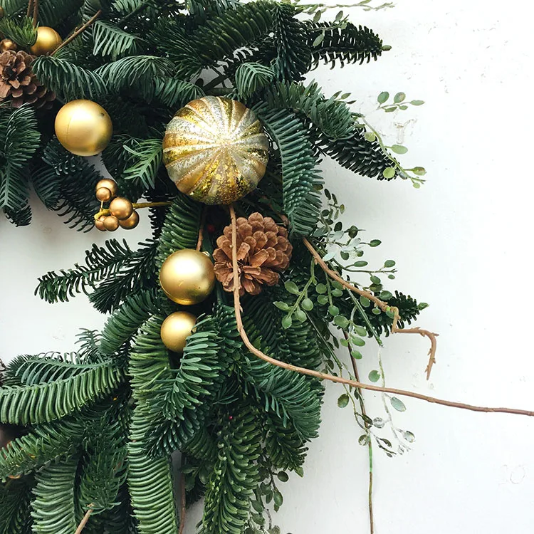 newly designed  Artificial pine needles wreath for Christmas