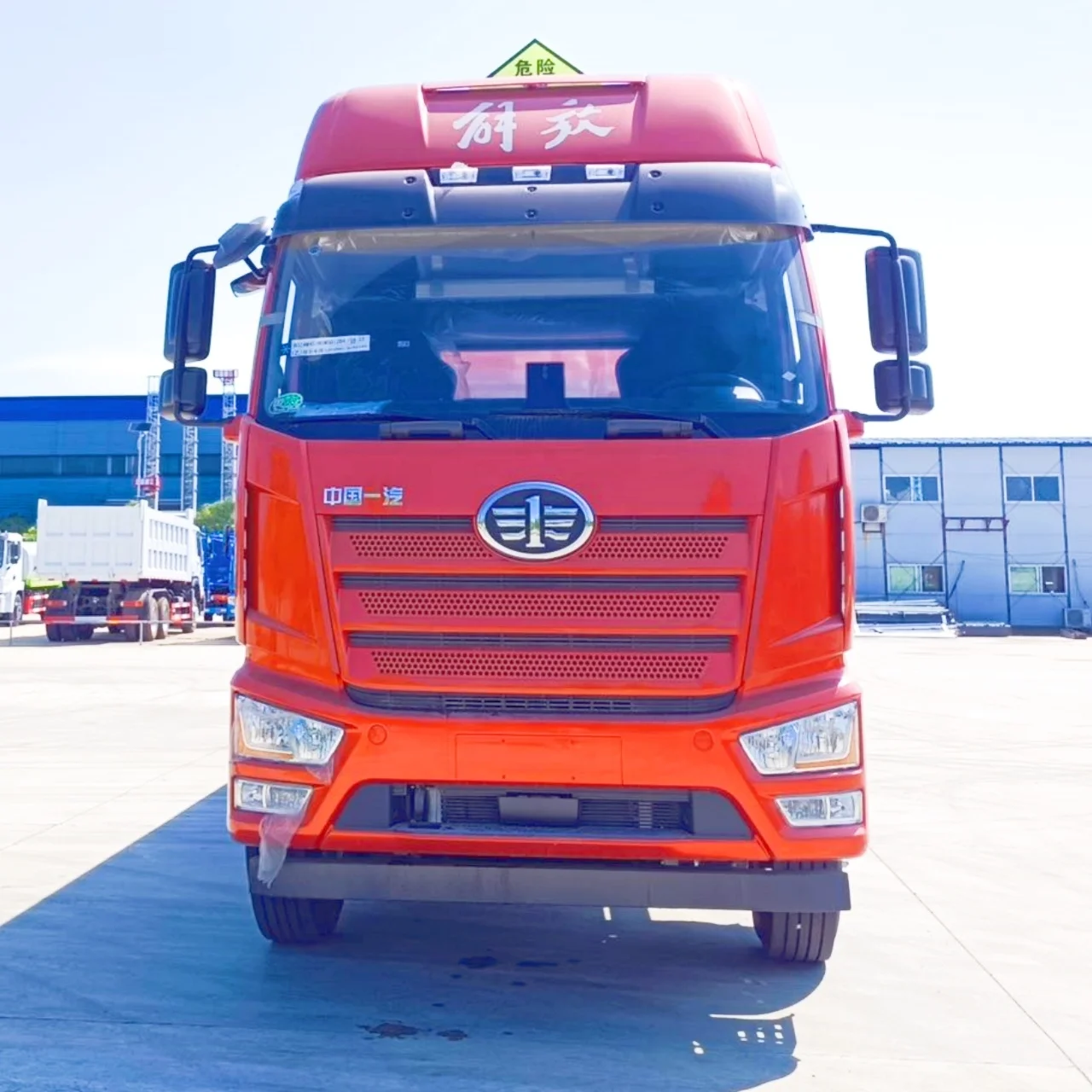 FAW 8x4 28cbm 6000 Gallon 371hp Fuel Dispenser Truck For Sale