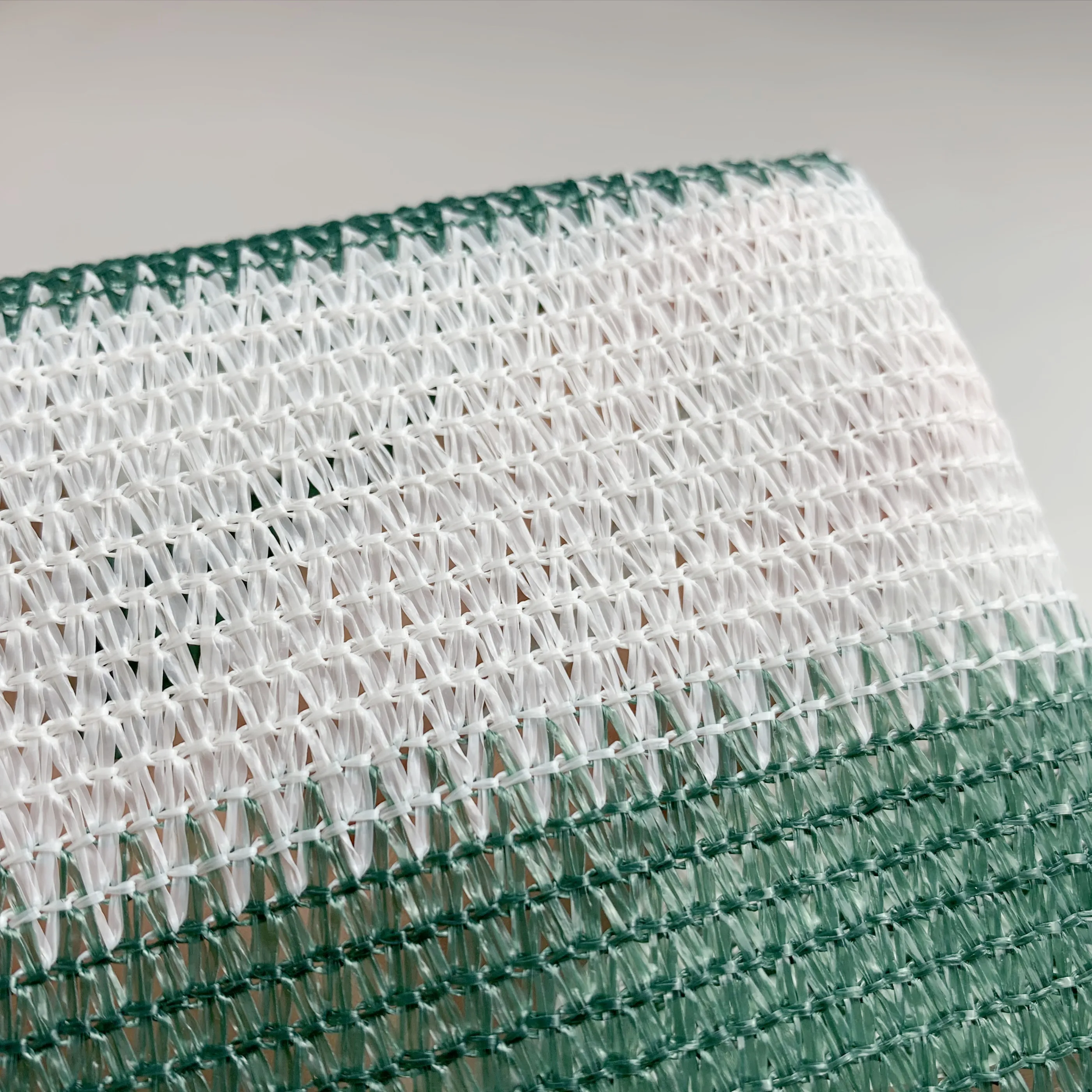 Factory UV Protection Knitted HDPE Blue and White Shade Net Shade Sails Enclosure Nets