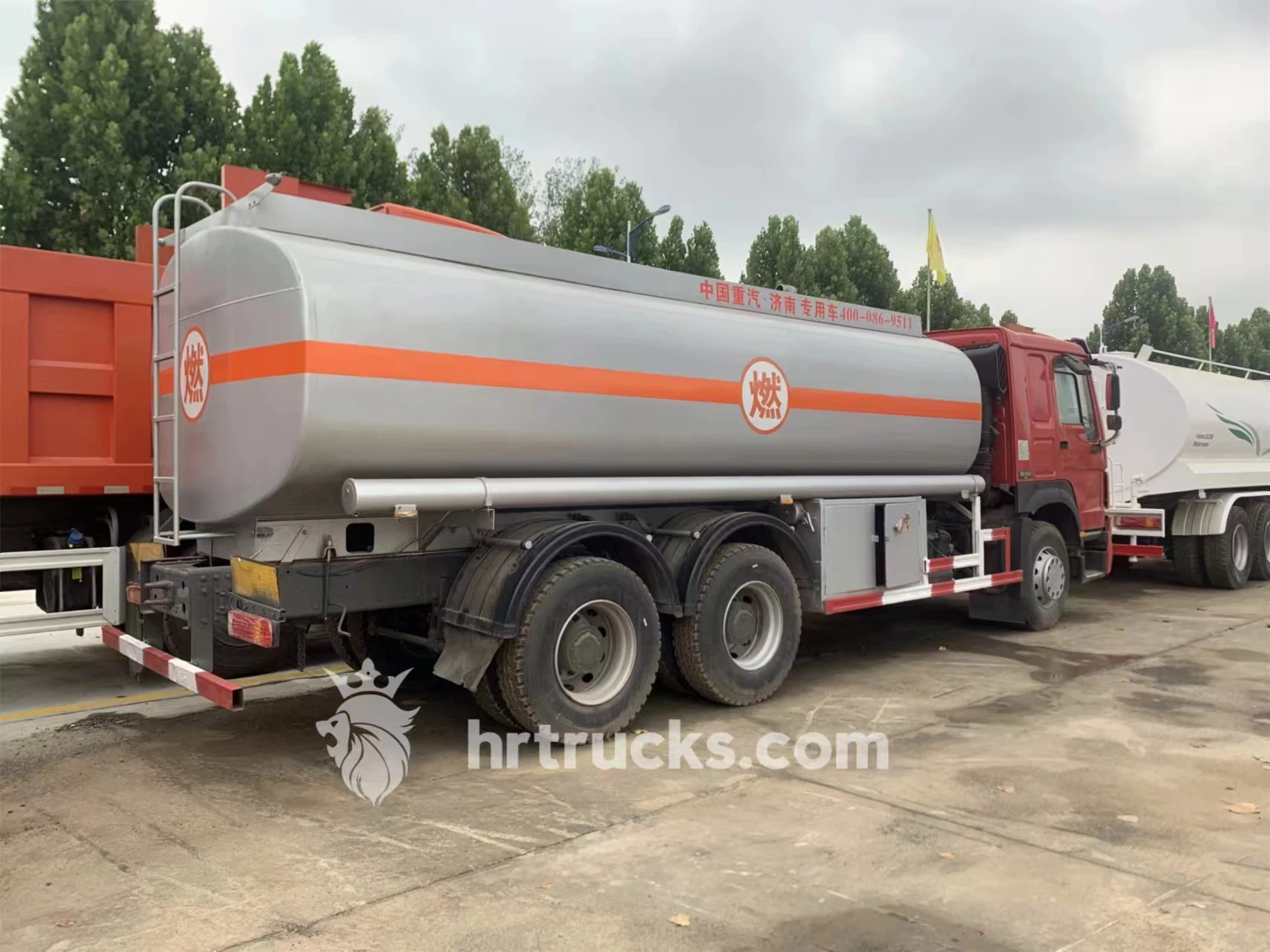 Perfect Quality Efficient Fuel Tank Truck Diesel Tanker Truck Gasoline Tanker Truck for Reliable Petroleum