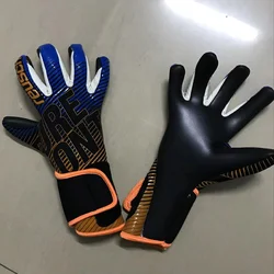 Professional Goalkeeper Gloves Latex Protective Finger Breathable Soccer Goalkeeper Gloves