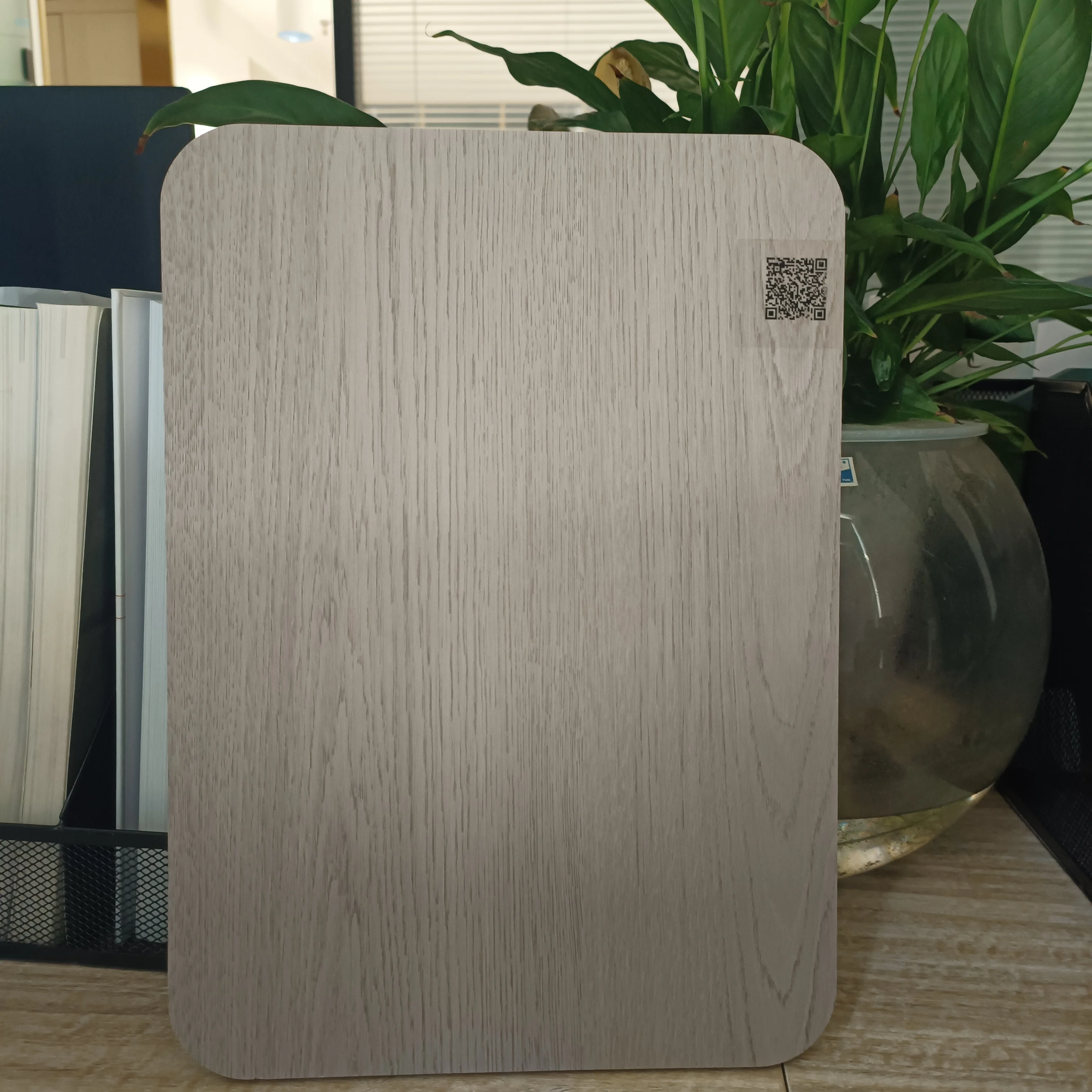 High quality E0 grade Melamine faced chipboard/partical board for furniture