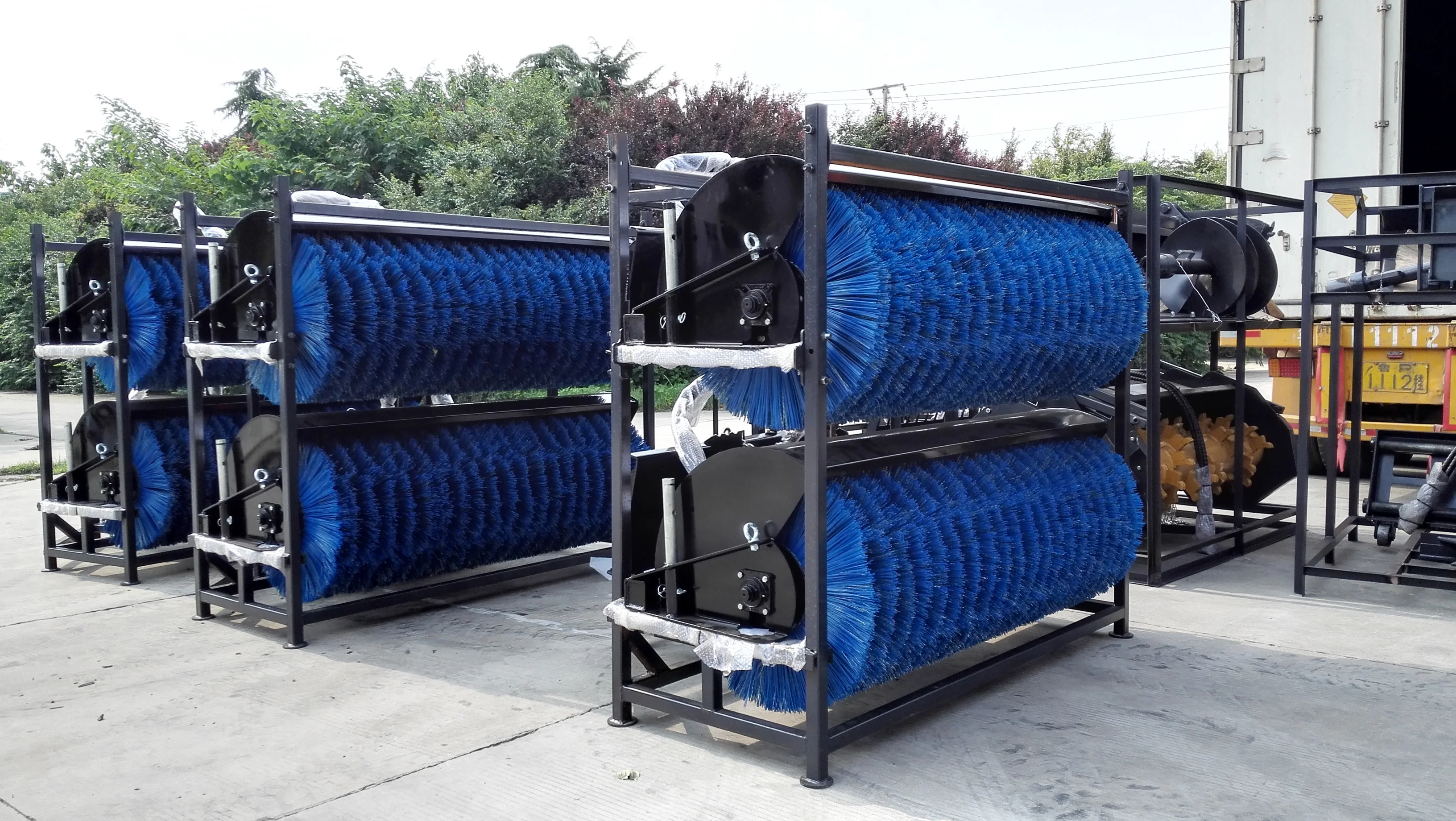 brand new HCN 0201road sweeper street broom for sale