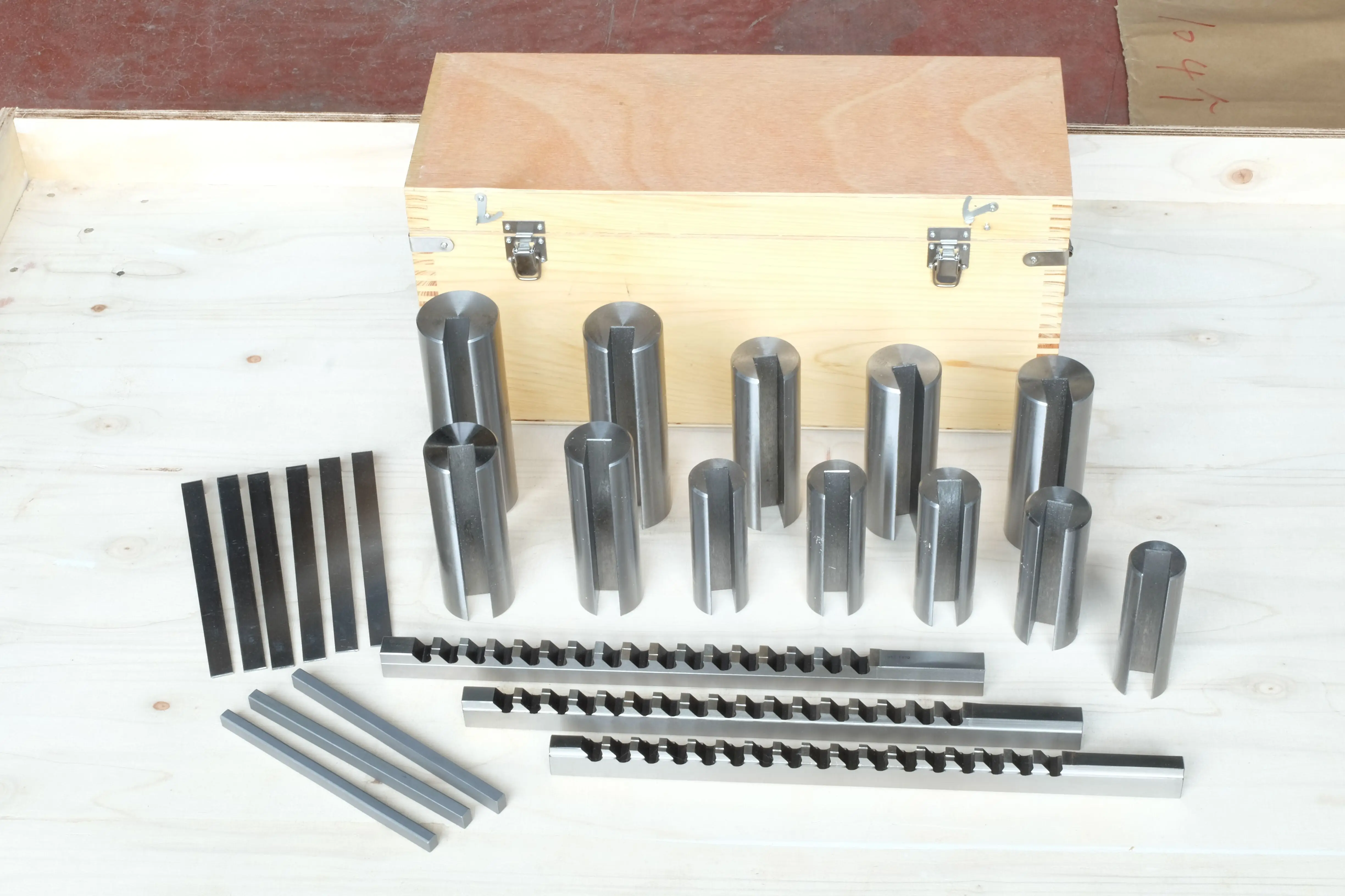 
Hss Groove Keyway Broach Bushing Shim Set Hss Keyway Tool For CNC Machine 