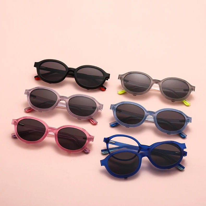 DM5359 New Arrivals Retro Oval Kids Blue Light Blocking Glasses Frame Polarized Clip on Sunglasses Shades
