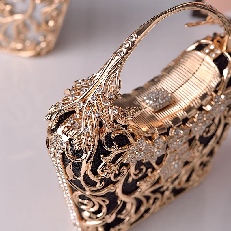 Vintage fashion metal flower luxury clutch delicacy twinkle ladies diamond evening bags