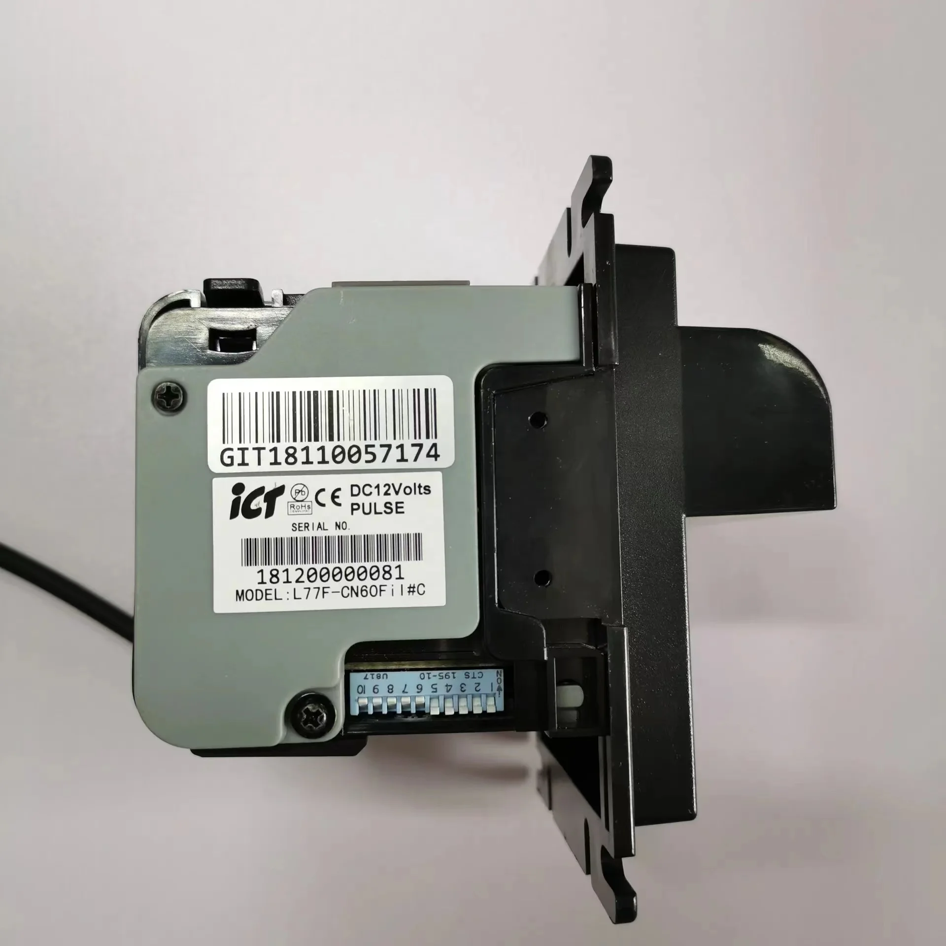 Stacker bill acceptor ict L70 bill acceptor with cash box for vending machine