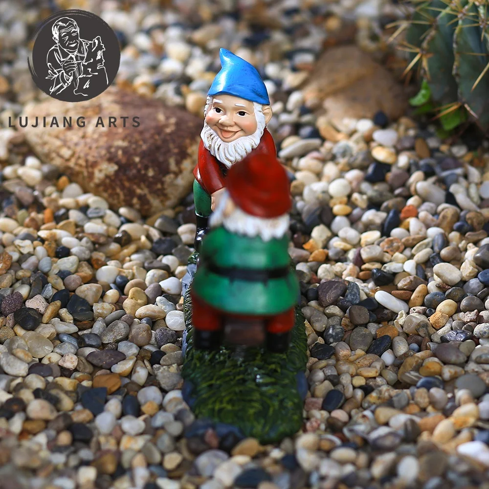 7.8 inch Gnome on Seesaw Statue Resin Gnome Sculpture Decoration Funny Gnome on Seesaw Figurine Garden Gift