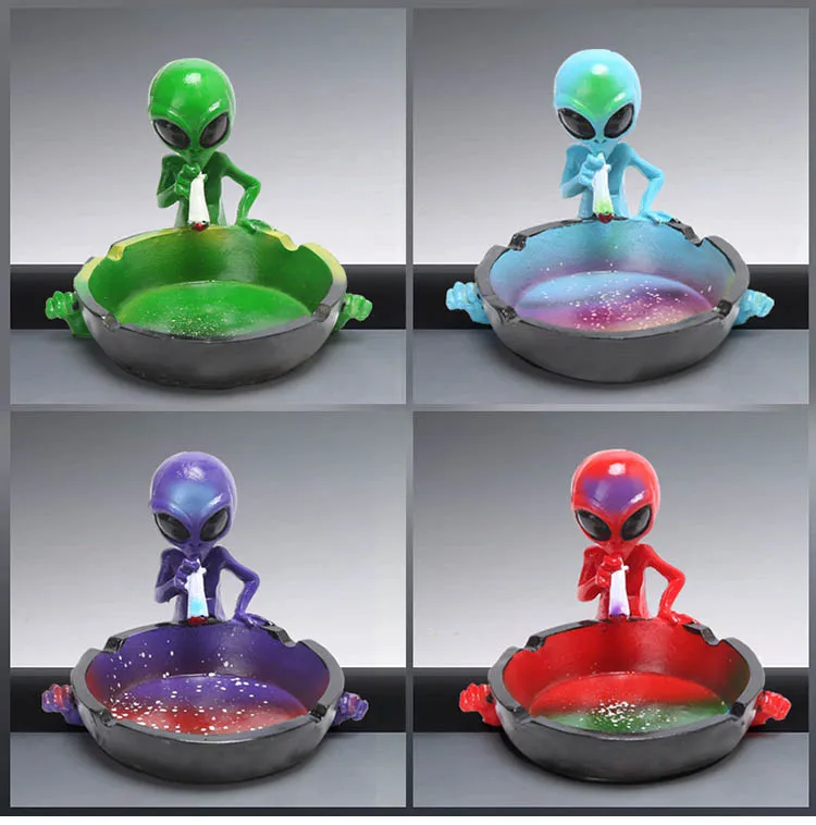 Manufacturer Custom Aliens Cigar Ashtray Smokeless Resin Ashtray Alien Herbal Tobacco Smoking Resin Ashtray