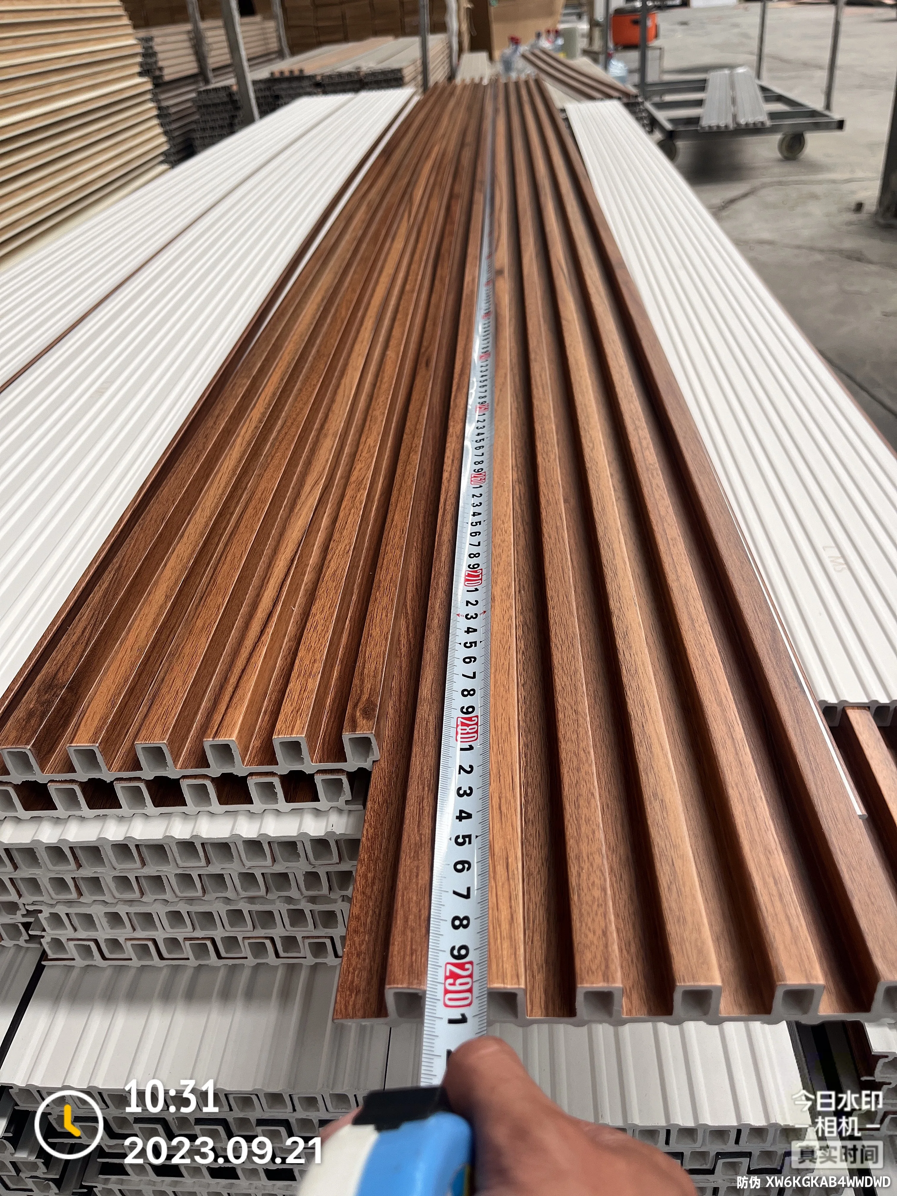 Factory price  eco-friendly  wpc fluted wall panel designs for Interior decor