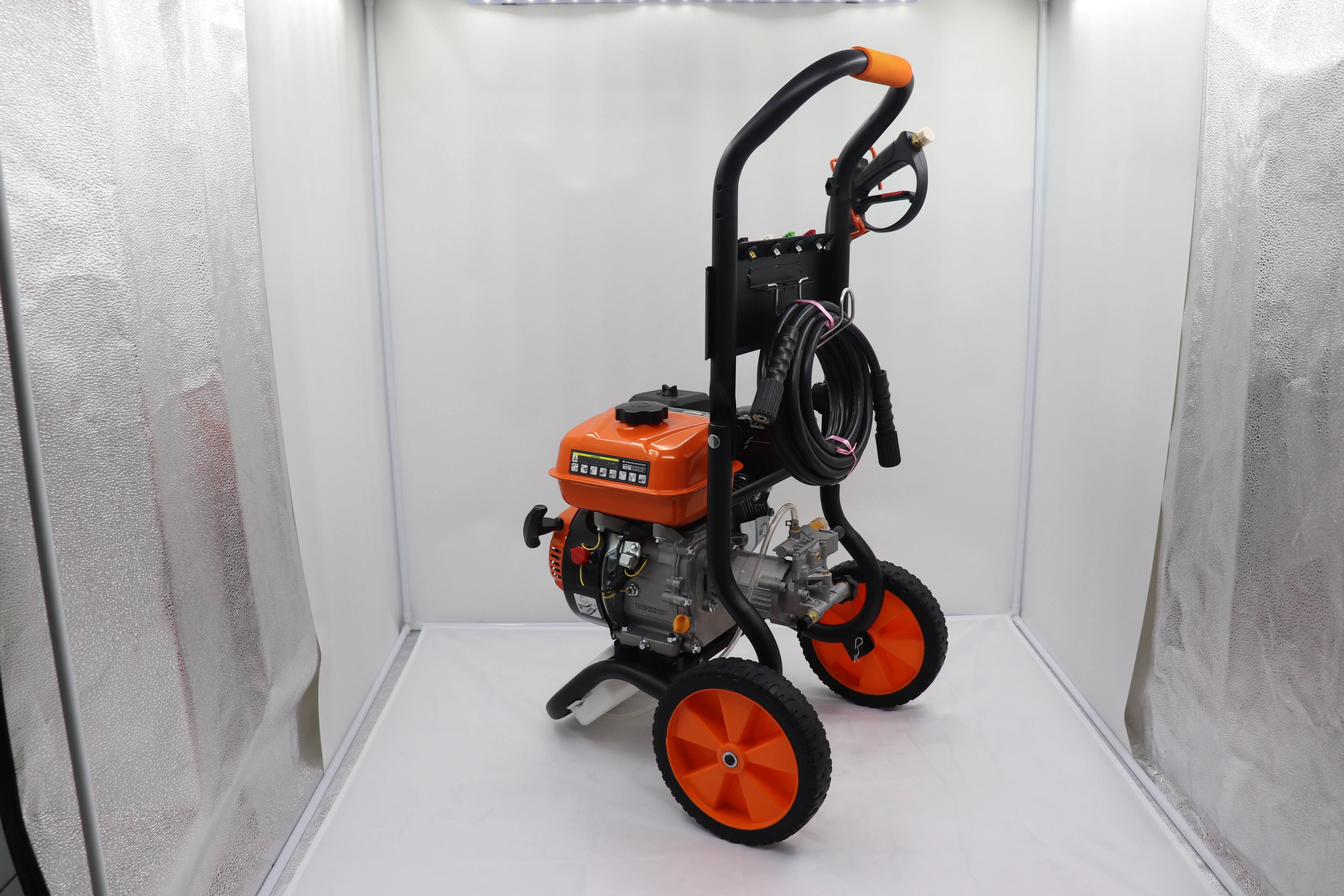 Прямая Продажа с фабрики портативная машина для уборки снаружи 3100psi/213 бар 2 колесами бензиновая мойка высокого давления личного использования