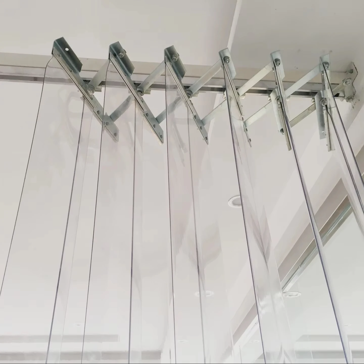 Iron S/S304 Hangers Rail for Industrial Door PVC Soft Strip Curtain Clear Thin Plastic Sheet Use for Blind