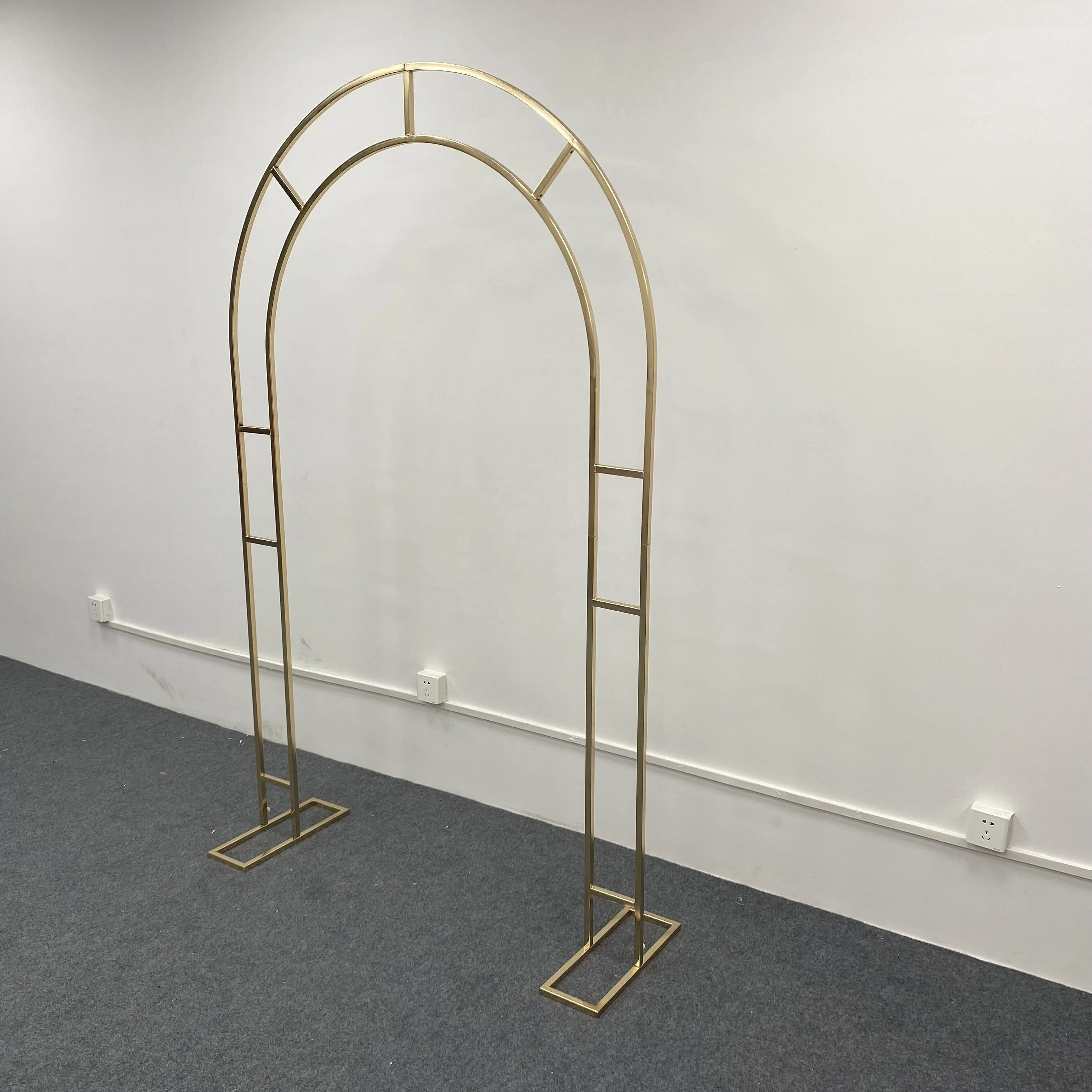 2022 new shining gold  iron circle arch backdrop wedding stand round outdoor wedding arch