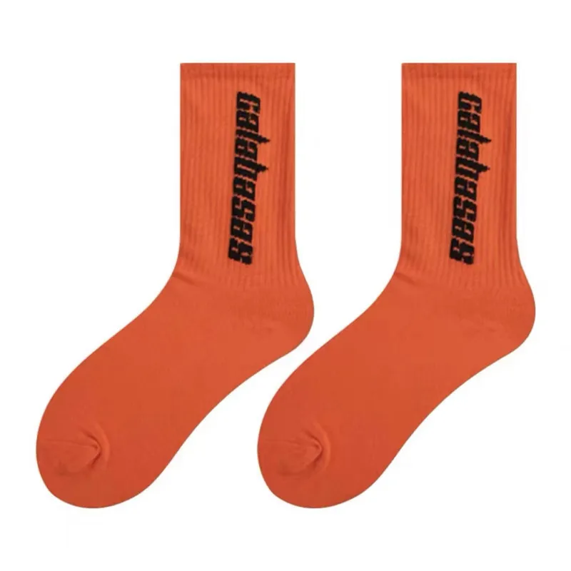 OEM Designer Fashion Custom Mens Knit Embroidered Cotton Cycling Outdoor Sport Unisex Socks For Men Crew Socks Custom Socks