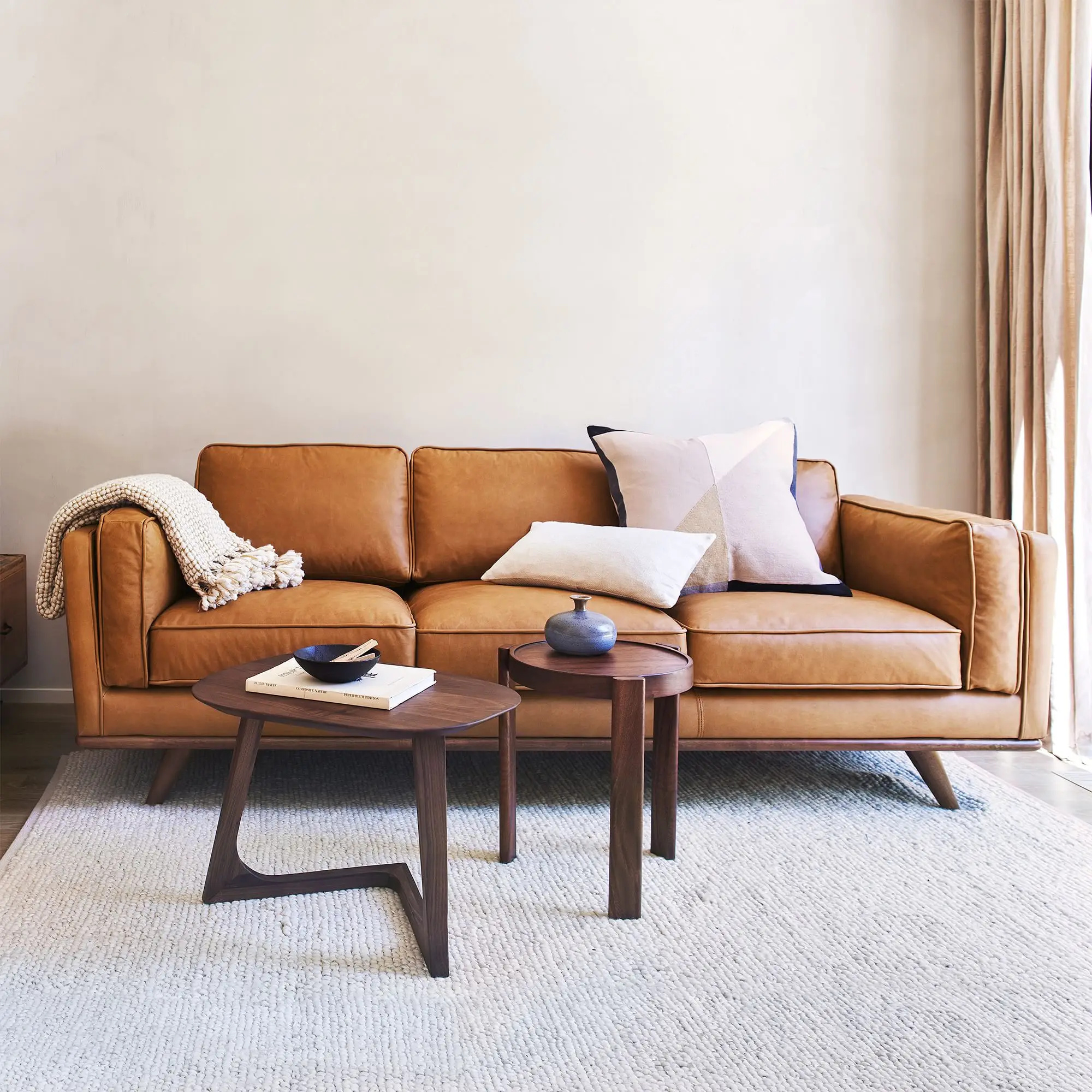 zander-leather-sofa-90-xl.jpg