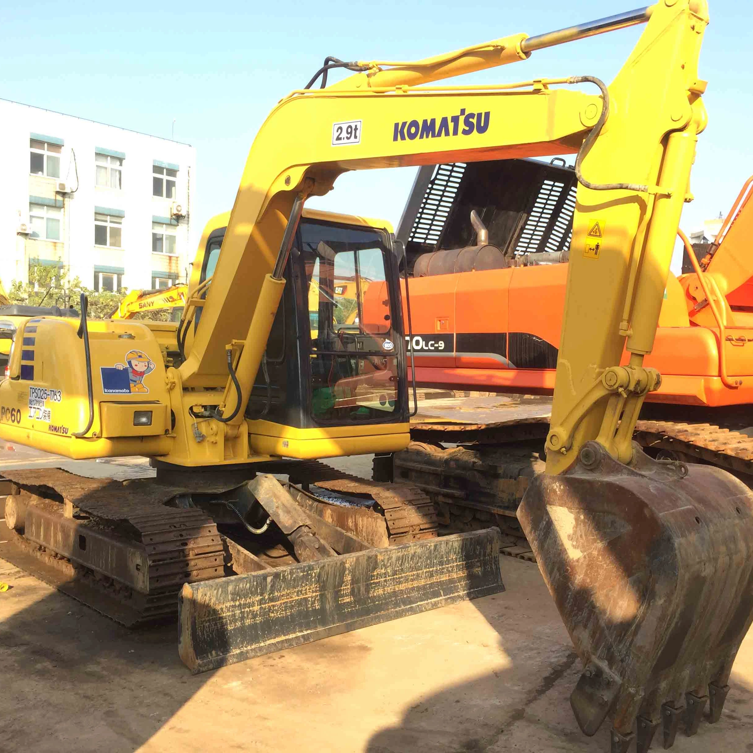 Б/у экскаватор Komatsu PC60