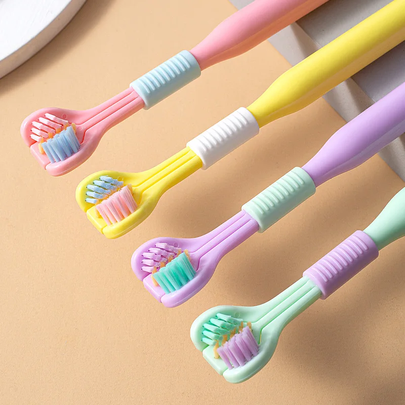 Wholesale 3D Autism Toothbrush with 3-sided Three Bristle Travel Plastic Case for kids adult baby Teeth and Gum Care Cleaning
