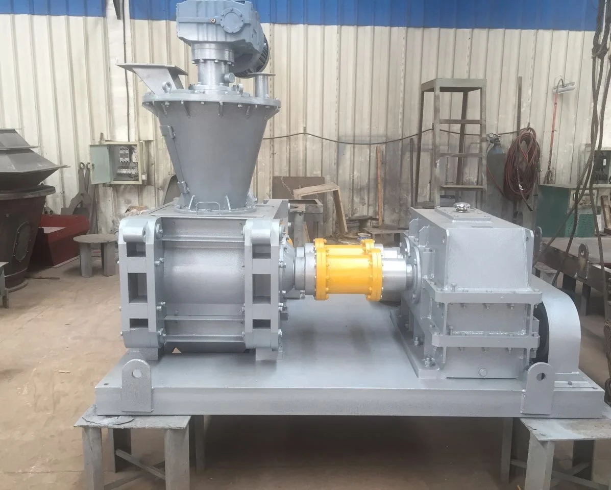 MOP/KCL/ammonium chloride fertilizer powdered material auger feeding double roller hydraulic compacting dry granulating machine