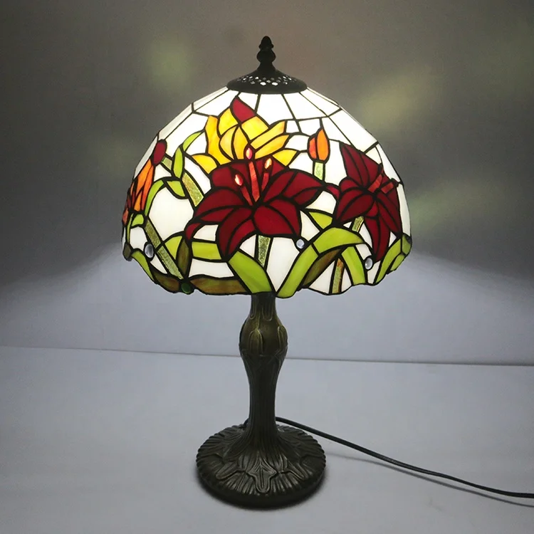 LongHuiJing Handmade Tiffany Style Floral Table Lamp Zinc Alloy Base Glass Lampshade lamps Antique Art Nightstand lights