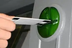 ATM Slot Cleaner Alcohol Free Pre-saturated Solution Flocked PVC Magnetic Cleaning Card with Encoder