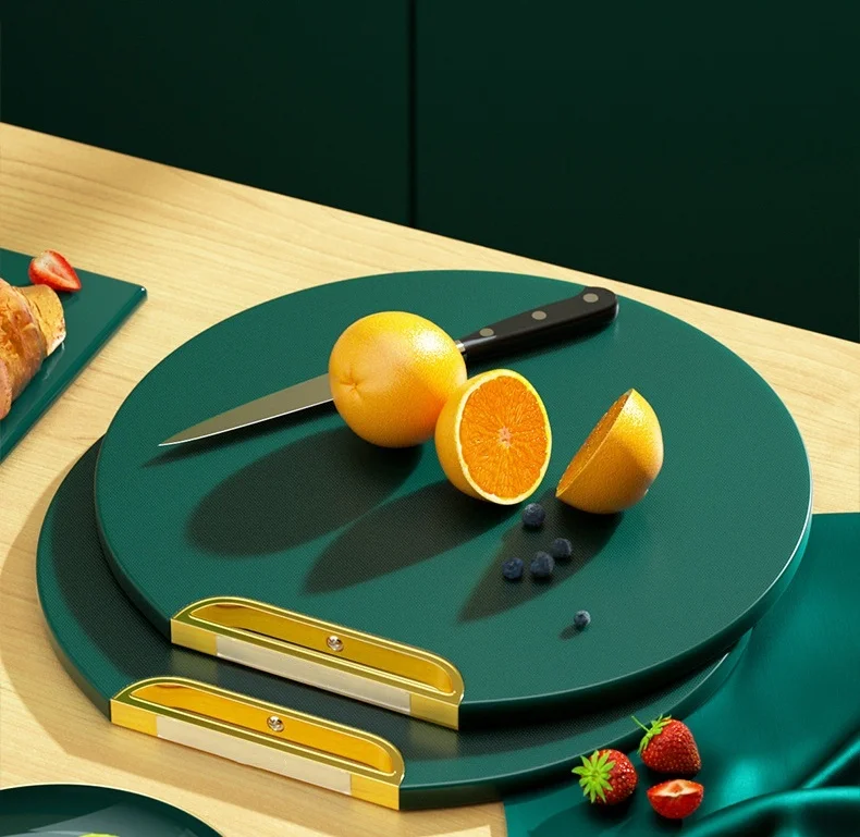 round Mildew-Resistant PE Plastic Cutting Board Can Be Hung-for Home Food Meat Cutting