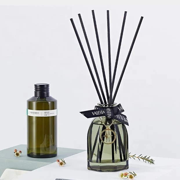 wholesale hot sale 130ml hexagonal room perfume bottle fragrance diffuser with rattan