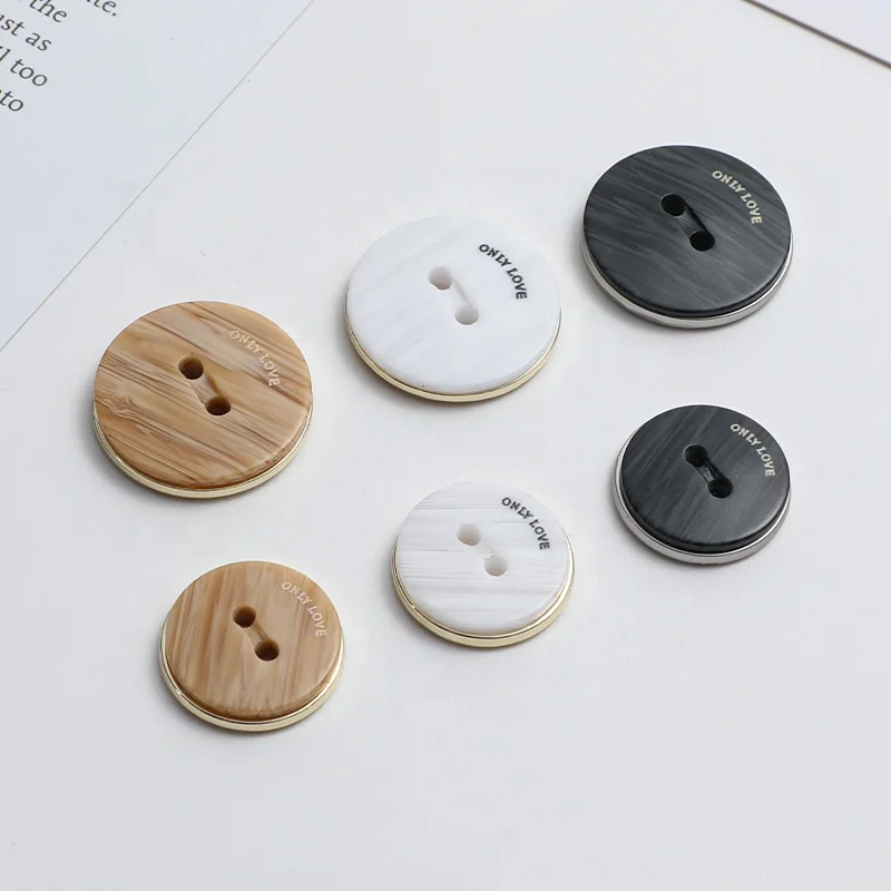 New Designs Resin Metal Combined 4 Holes Embellishments Gold Sweater Blazer Overcoat Fancy Button Wholesale