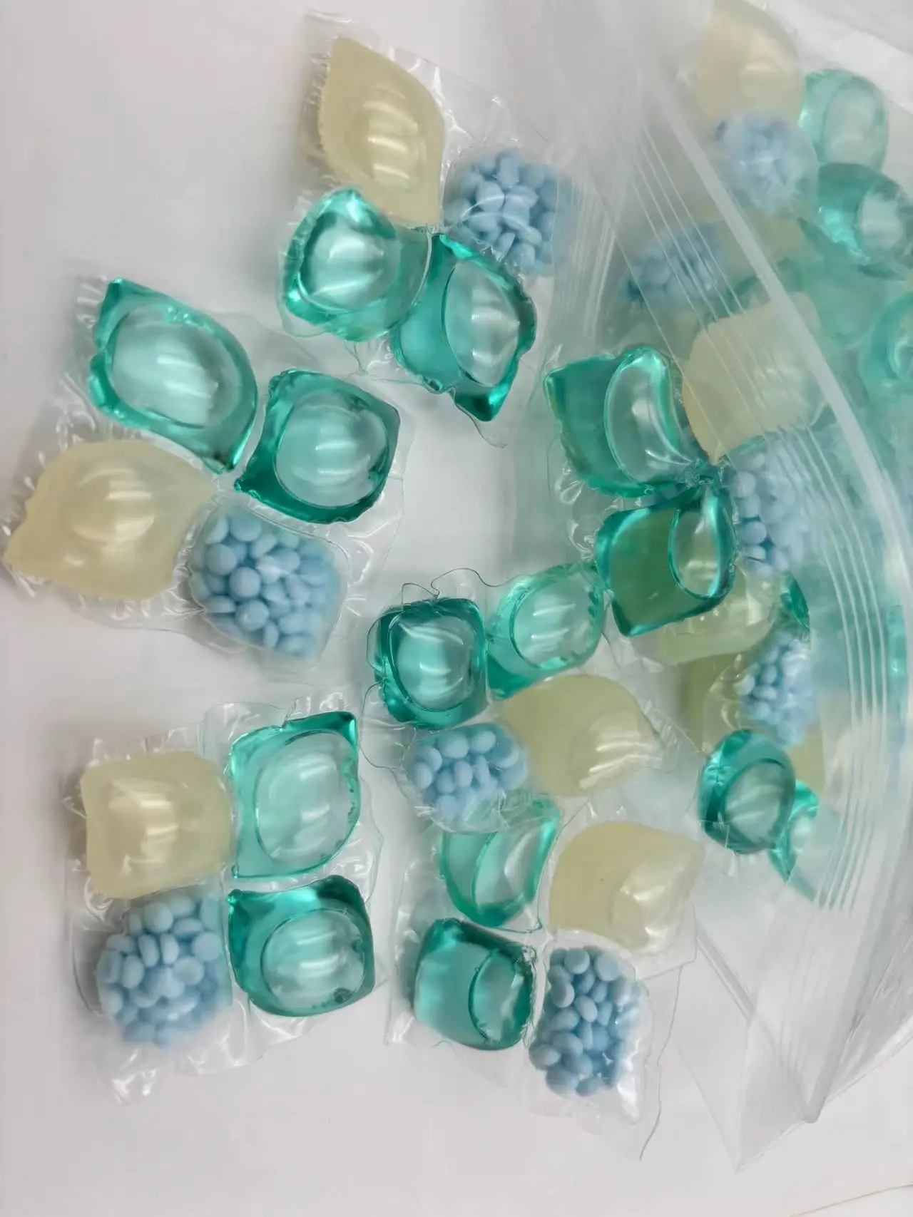 Laundry Condensation Beads With Fragrance Beads 4-in-1 With Clean Flexible Protection Of Fragrance