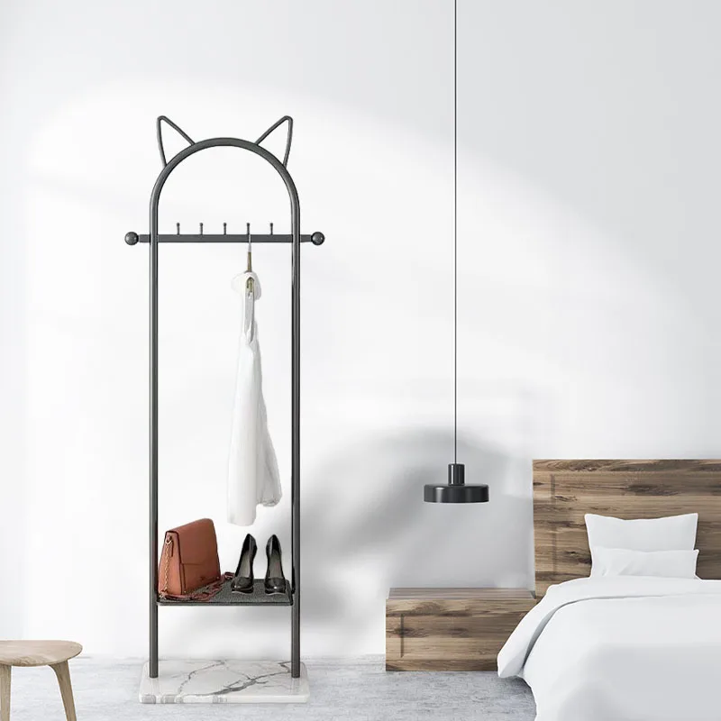 Скандинавская вешалка для пальто, современная простая металлическая напольная вешалка для пальто в спальню, гостиную, Роскошная легкая Золотая вешалка для пальто