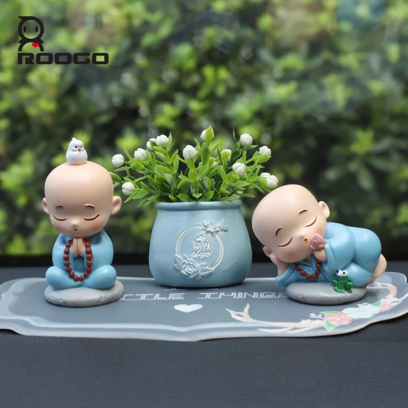 Roogo Practice Of The Little Monk Resin Decor Figurines Cute Little Novice Buddhist Style Handmade Crafts